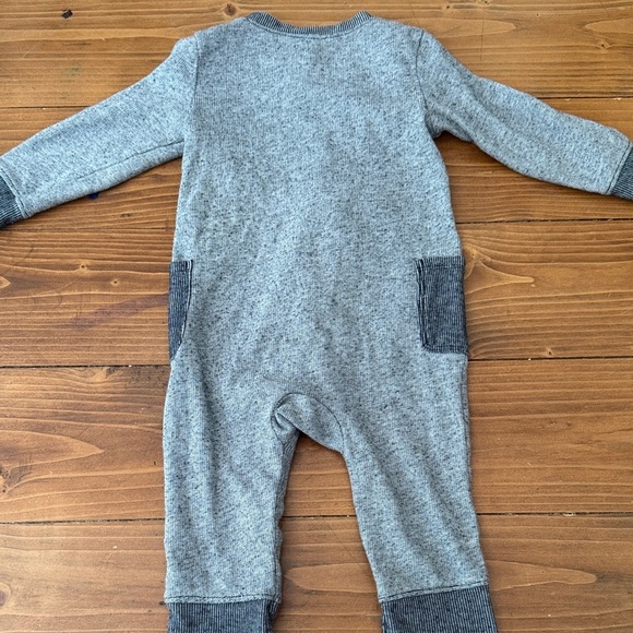Cat & Jack Gray and Teal infant Bodysuit - Picture 4 of 9